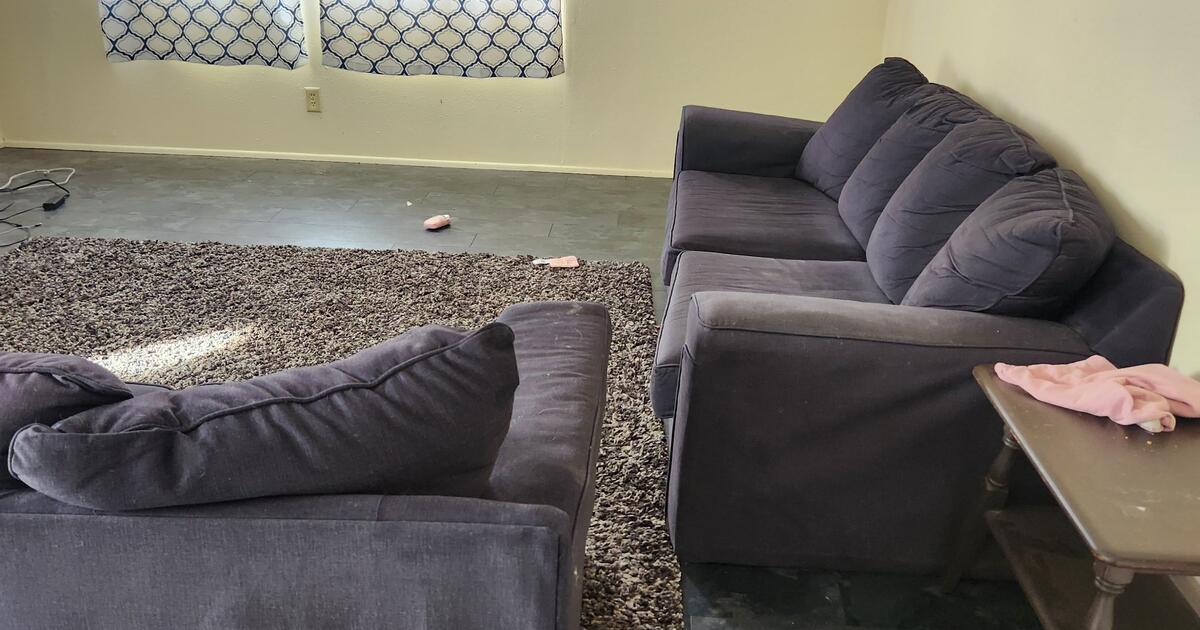 Navy Couches for Free in Albuquerque, NM For Sale & Free — Nextdoor