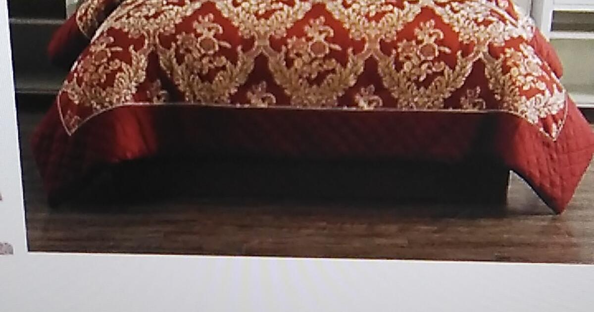 Comforter Set for 75 in Deerfield Beach, FL For Sale & Free — Nextdoor