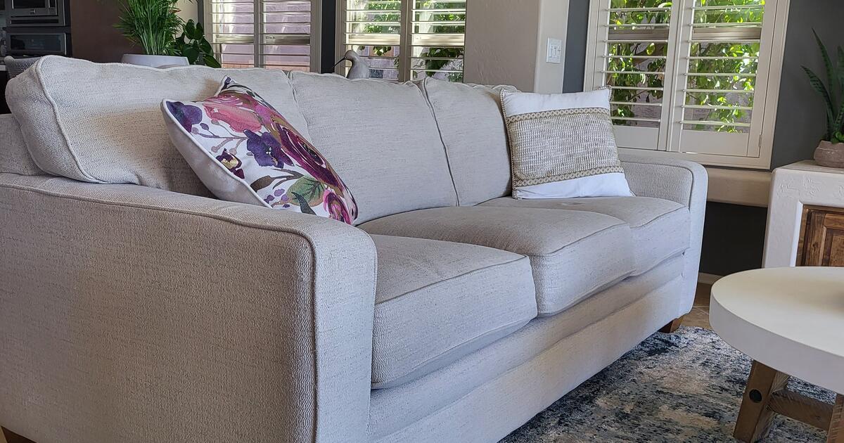 Lazy Boy Sofa for 300 in Peoria, AZ Finds — Nextdoor