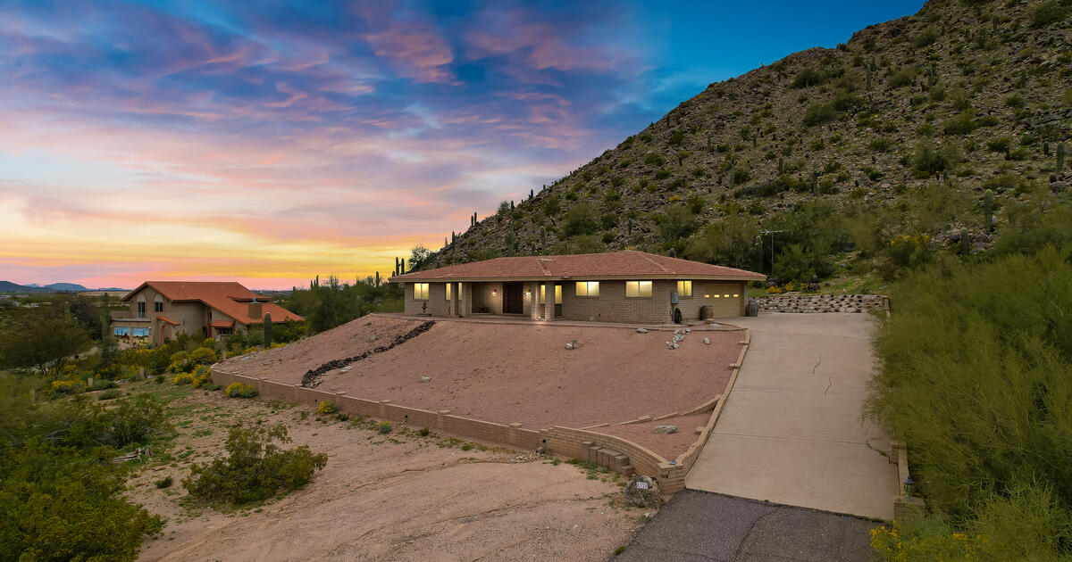 Hillside home with amazing view of Arizona! for 479000 in Casa Grande