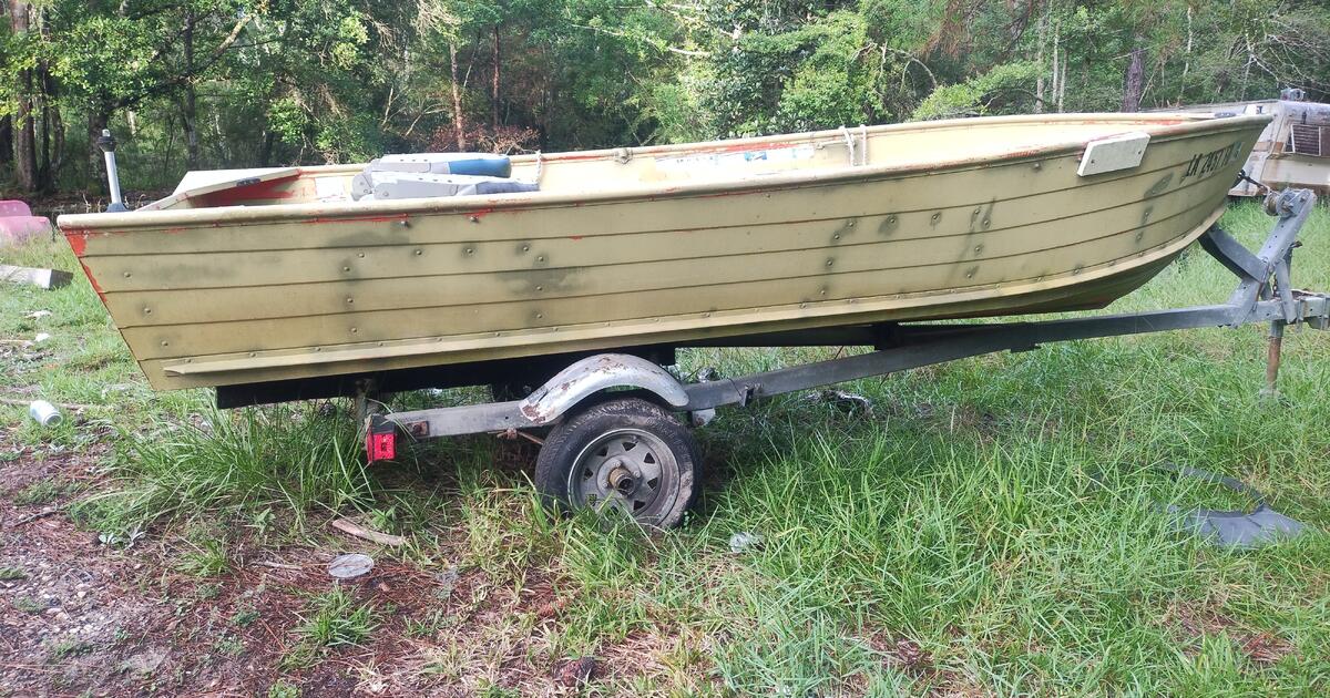 Boat with Trailer Willing To Except Offers for 1600 in Slidell, LA For Sale & Free — Nextdoor