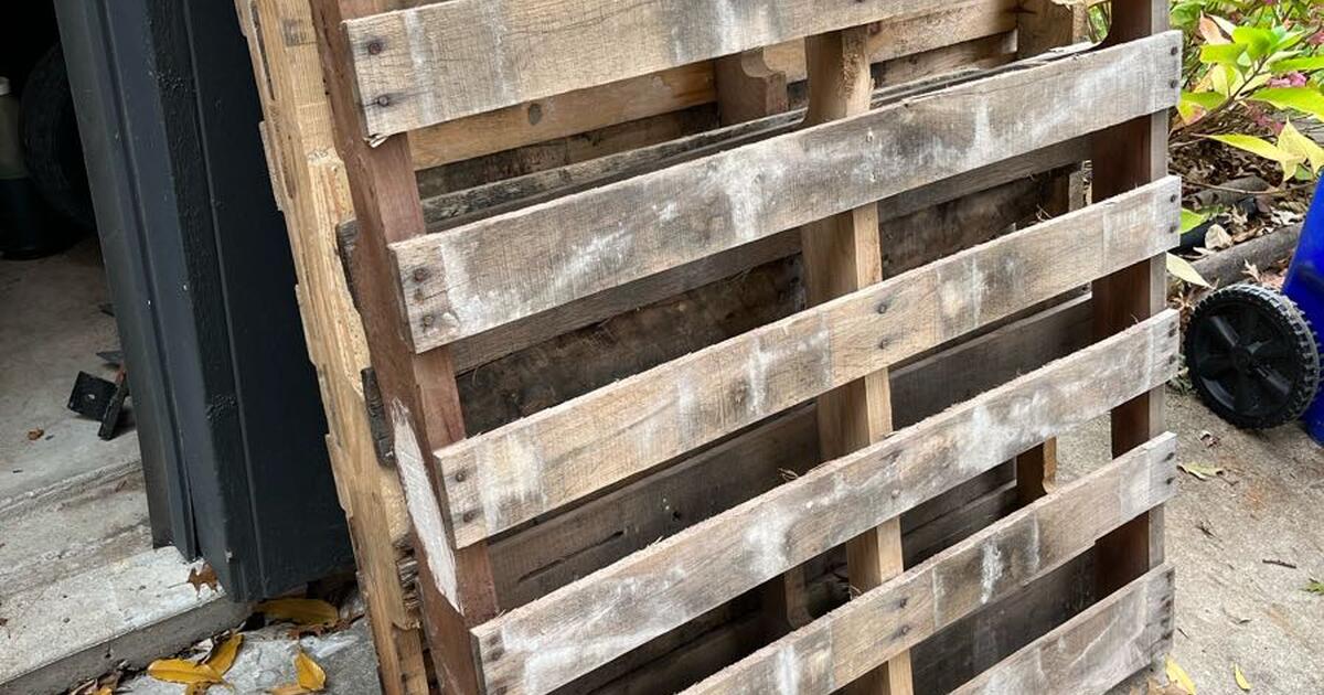 Wood Pallets for Free in Olathe, KS For Sale & Free — Nextdoor