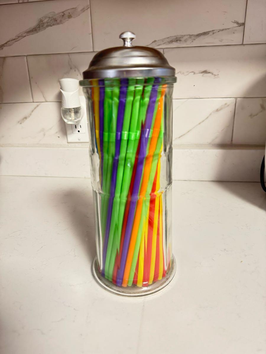 Colorful Straw Dispenser