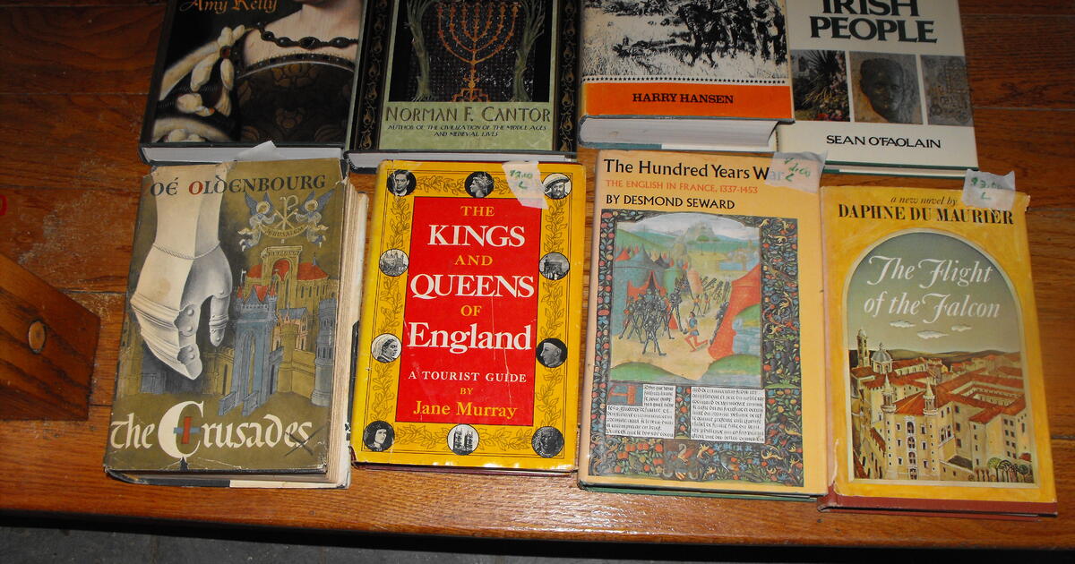 Vintage Book Sale for 2 in Madison, WI Finds — Nextdoor