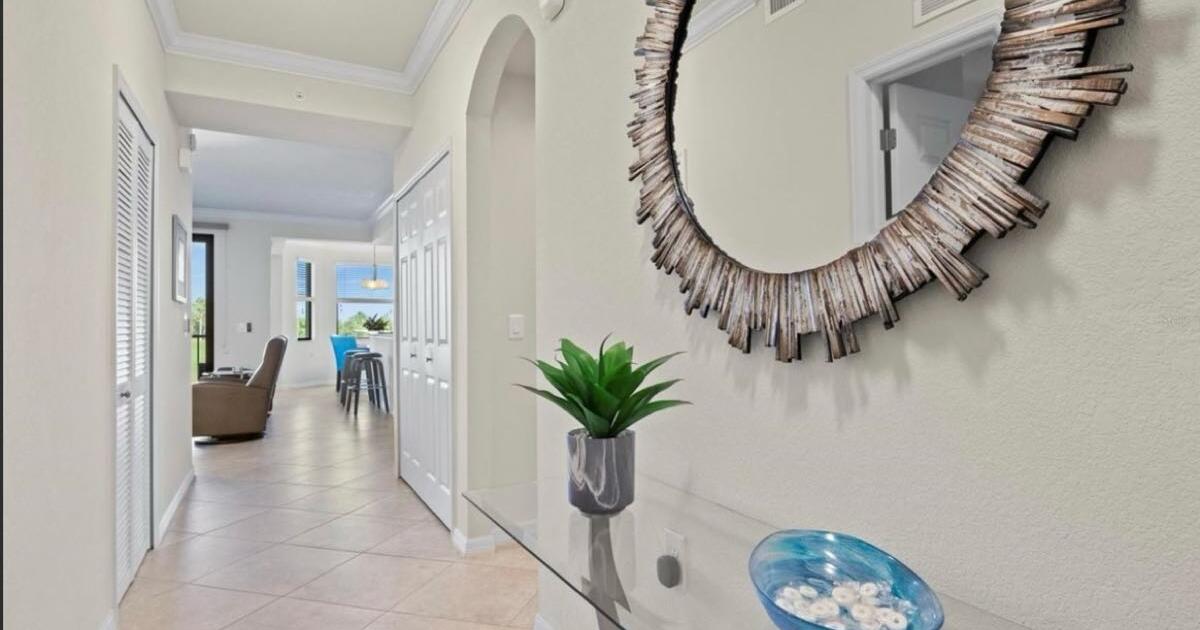 2BR/ 2BA Fully Furnished Condo for rent. River Strand for Free in