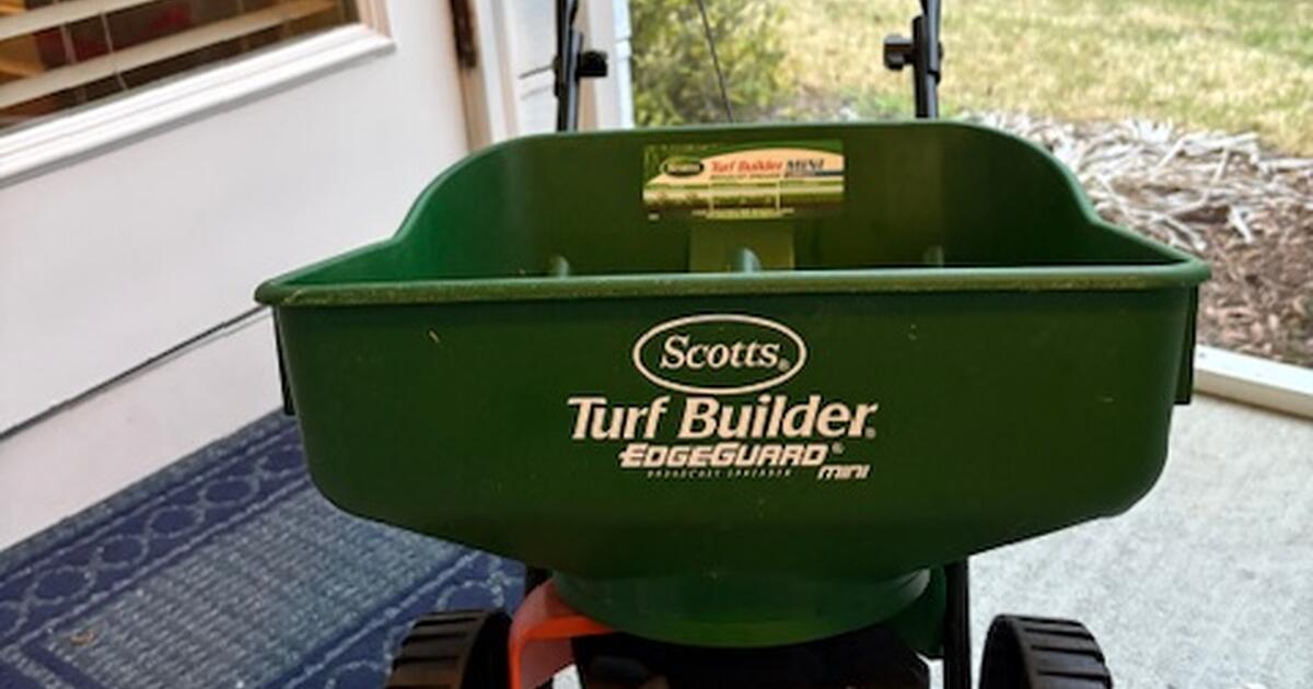 Scotts Turf Builder EdgeGuard Mini for $20 in Pawleys Island, SC | For ...