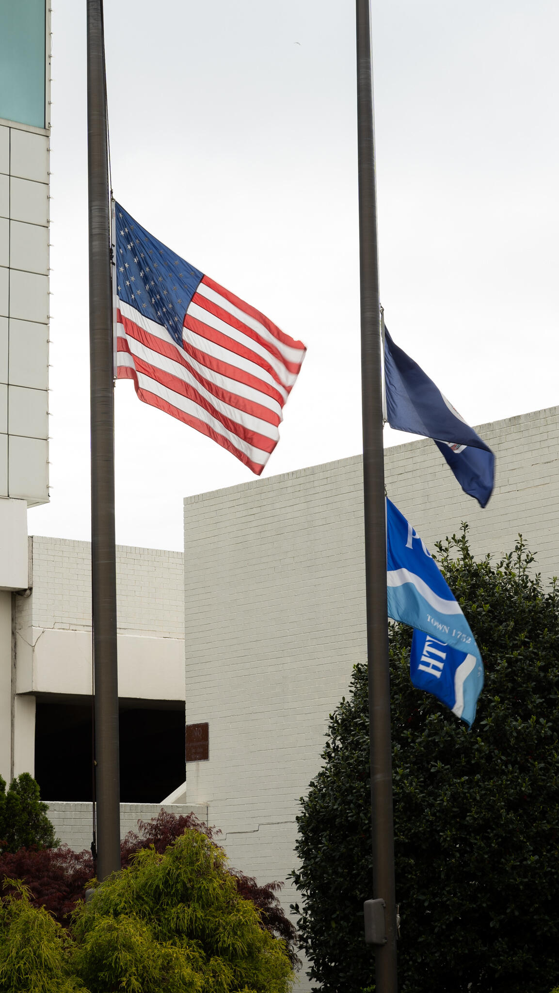 Gov. Youngkin orders flags to be flown at half-staff until Oct. 30