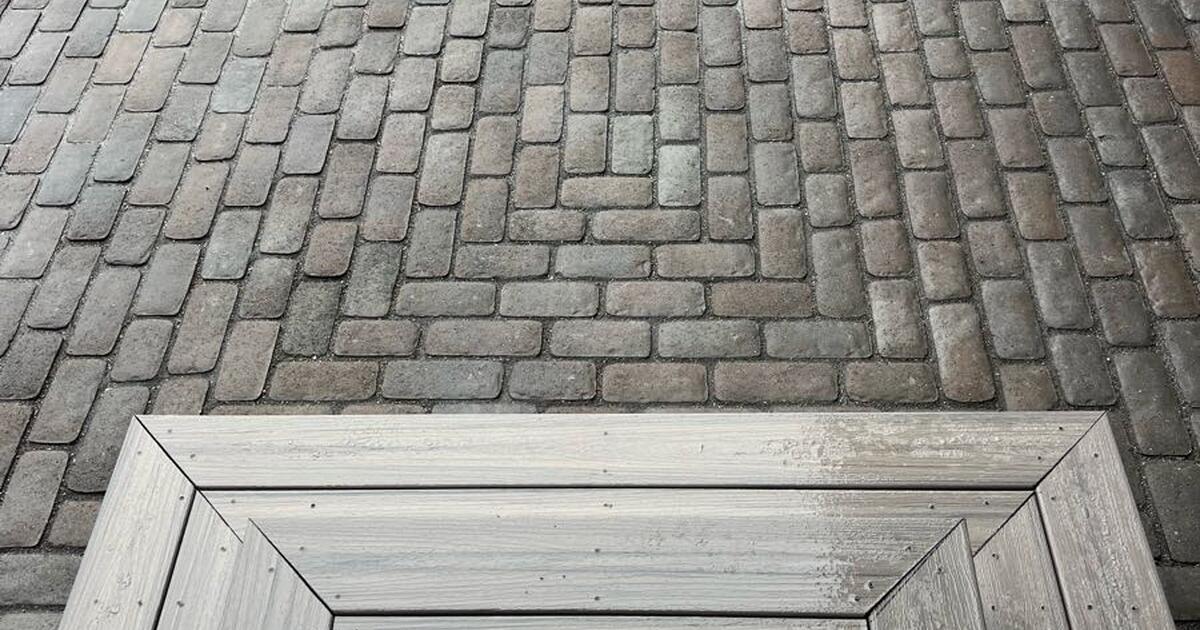Concrete pavers for sale for 2 in Mechanicsburg, PA For Sale & Free