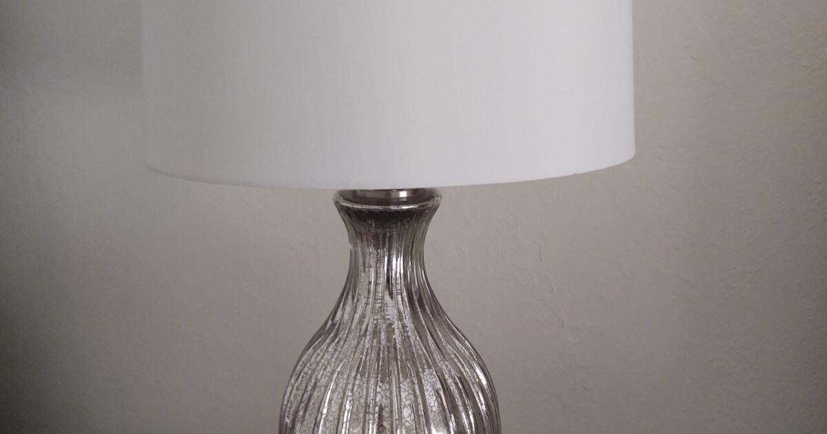 Set of 2 table lamps for 50 in Naples, FL Finds — Nextdoor