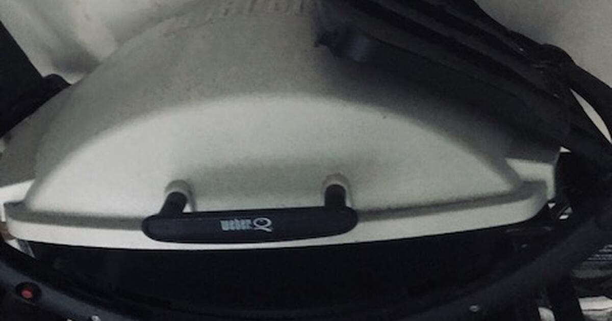 Gargae Sale King and Bear Saturday April 1st for 1 in St. Augustine