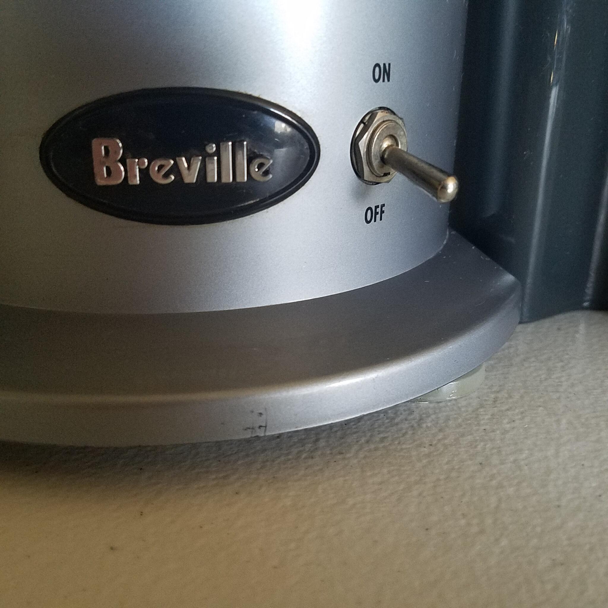 Breville JE900 Juice Fountain 