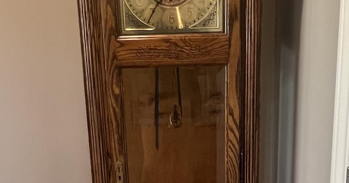 Grandfather Clock for 125 in Louisville, KY For Sale & Free — Nextdoor