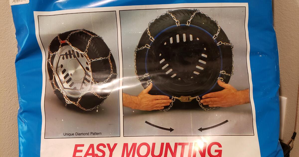 Chainsp245,22515,22575,lt23575,p225,235,245/60 for 40 in Reno, NV