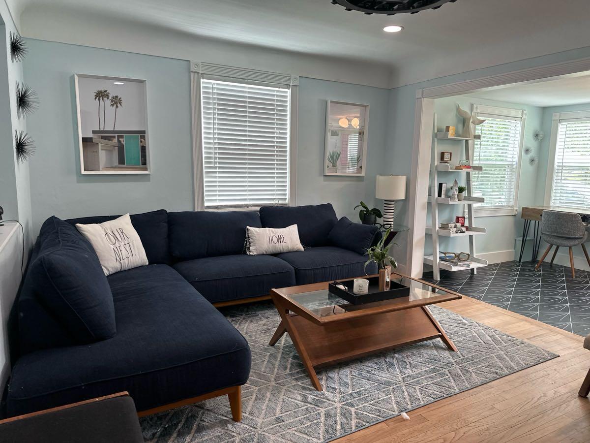 Sunset Beach Garage Sale in Treasure Island, FL For Sale & Free — Nextdoor