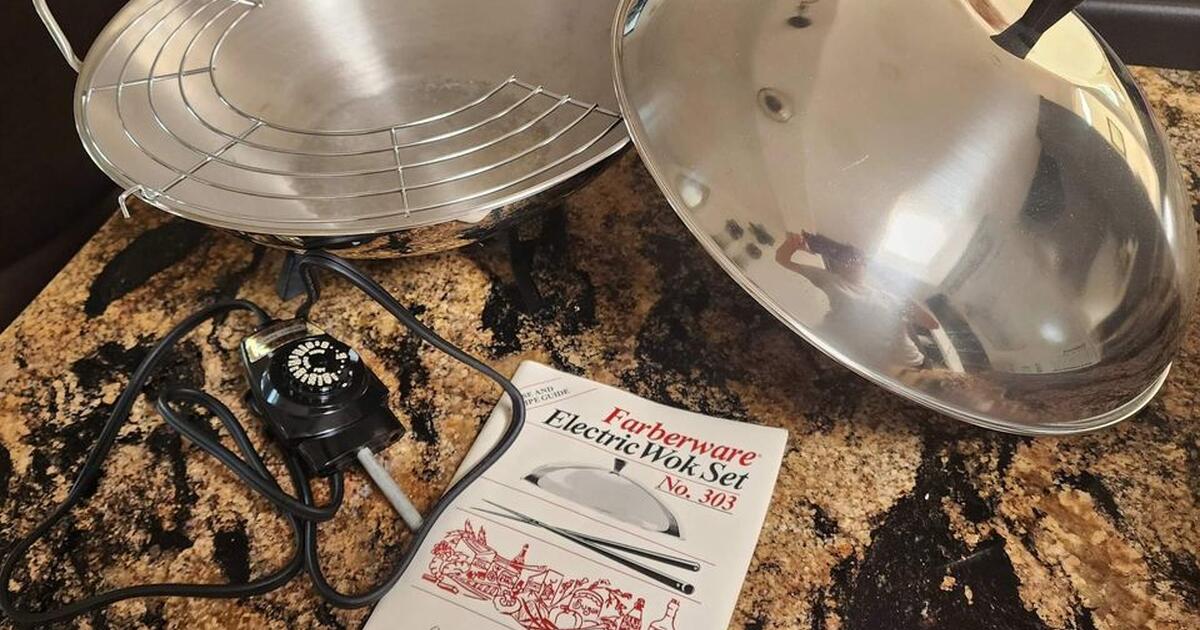 Vintage Stainless Steel Farberware Electric Wok for 35 in Green Valley