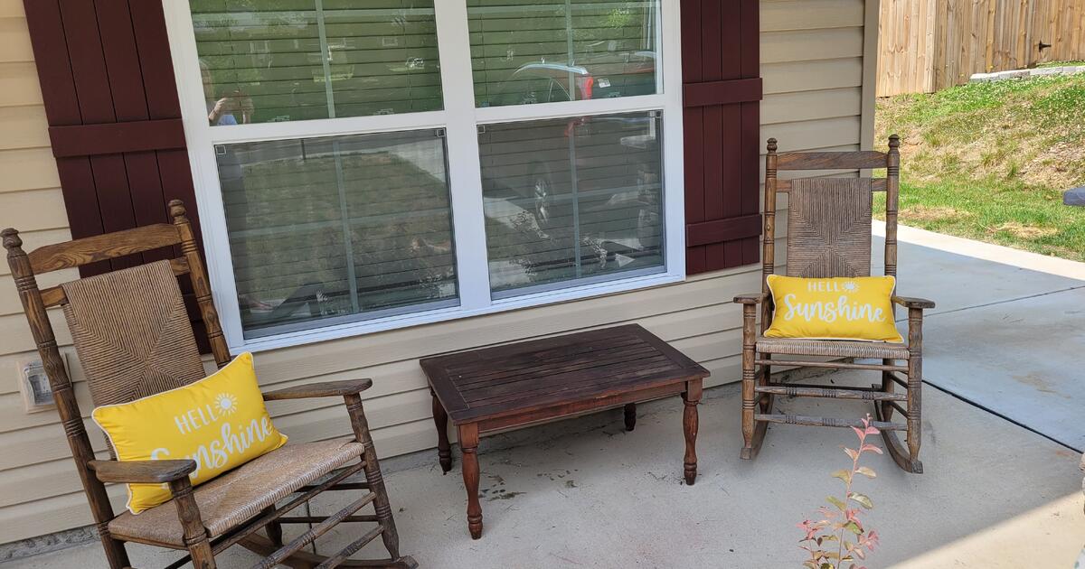 Cracker Barrel Rockers for 200 in Mooresville, NC Finds — Nextdoor