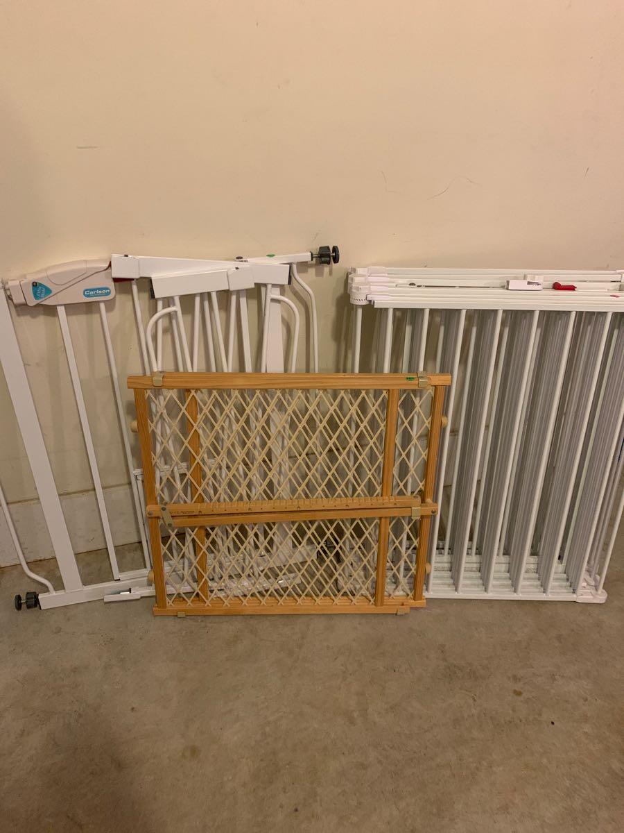 Garage sale (multiple in Clearwater Plantation Subdivision) for Free in