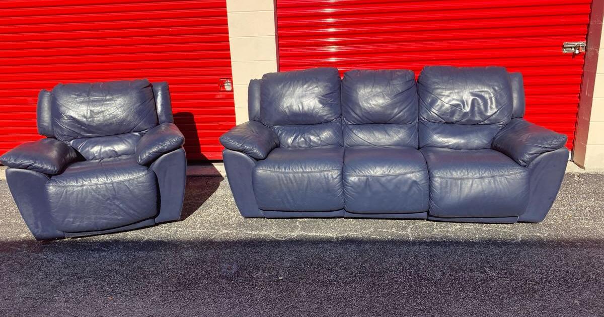 Navy Blue Couch and Chair Set For Sale‼️ Woth Option For Delivery‼️ for