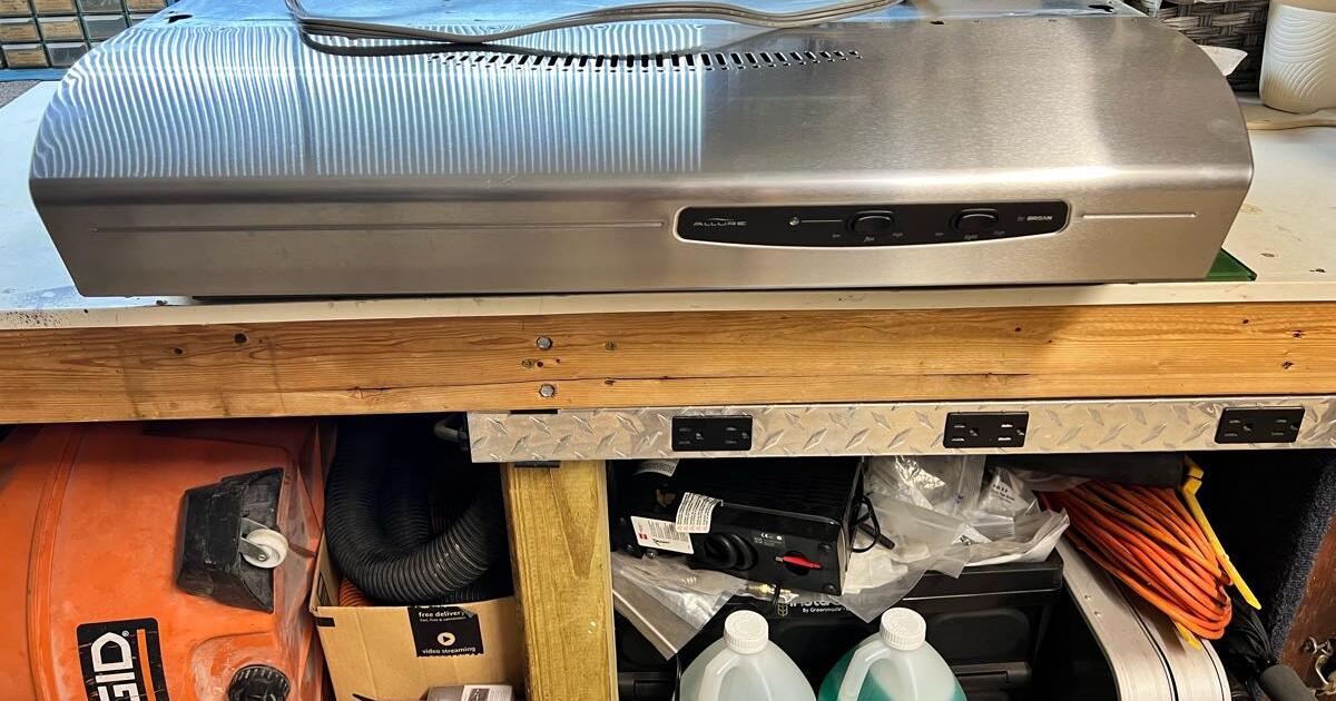 30” Allure Stainless steel vent hood for 10 in Conroe, TX For Sale