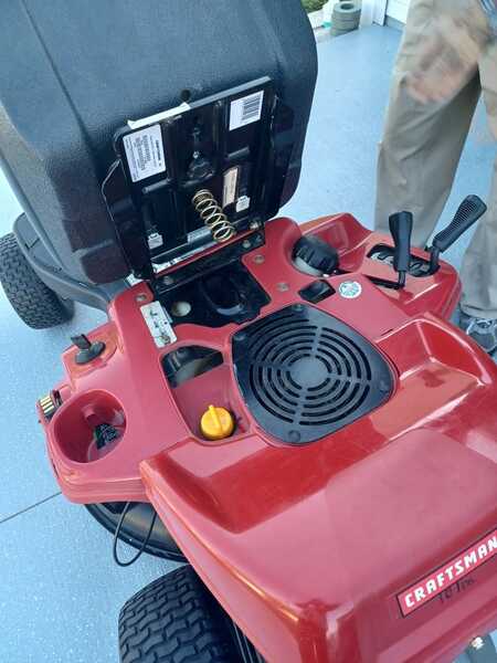 Craftsman Rear Engine Riding Mower for $1200 in Lady Lake, FL | For ...