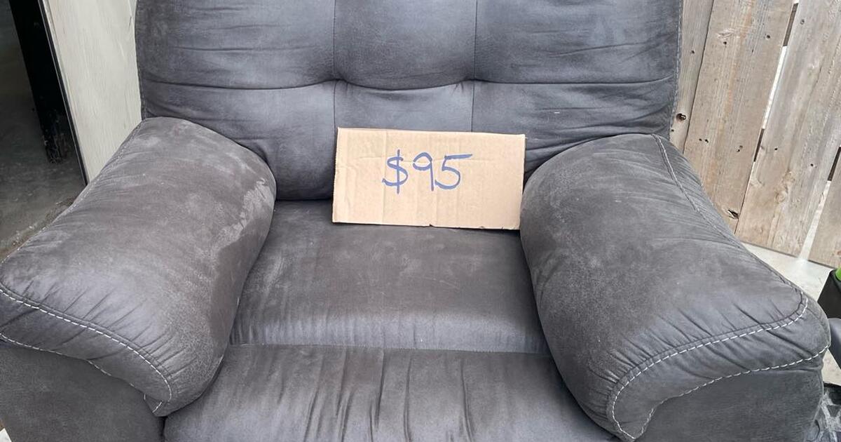 Greyish Green recliner for 95 in Amarillo, TX For Sale & Free — Nextdoor