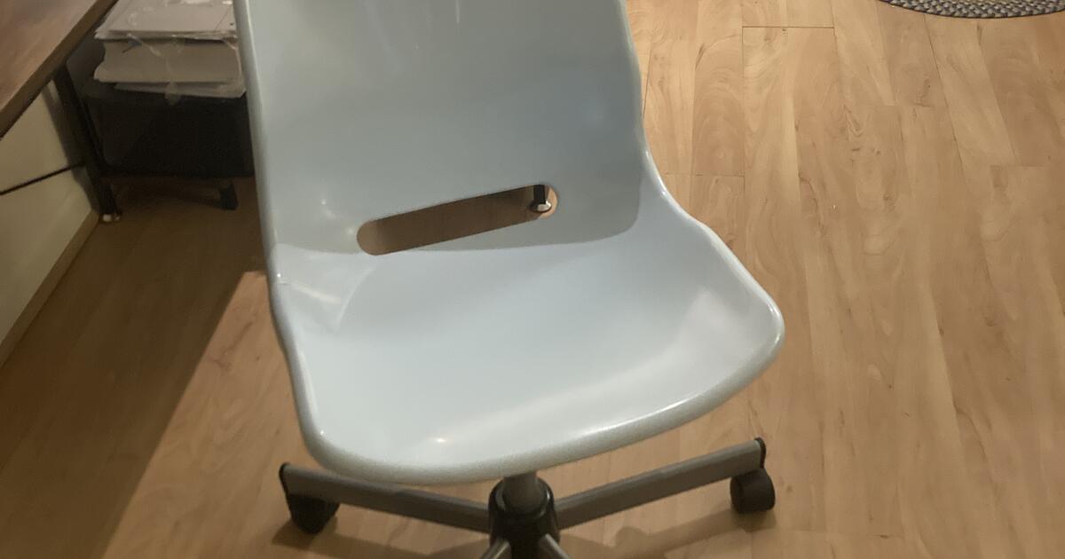 Free Desk Chair(pickup only) for Free in Washington, DC For Sale