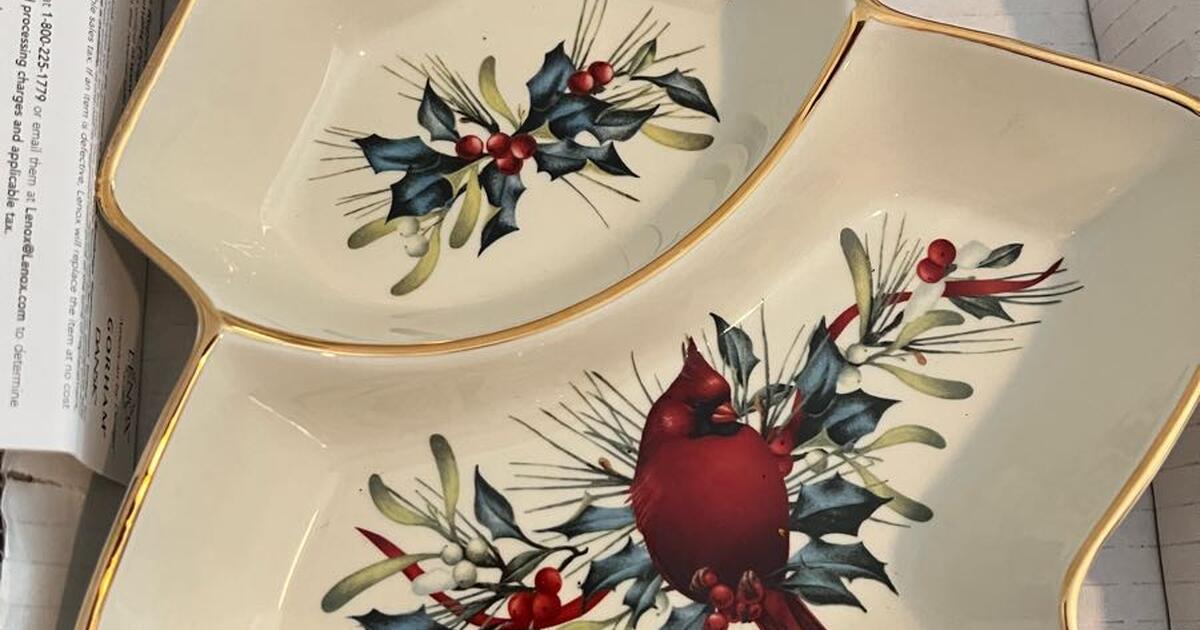 Spode Holiday dish for 25 in Cross River, NY For Sale & Free — Nextdoor