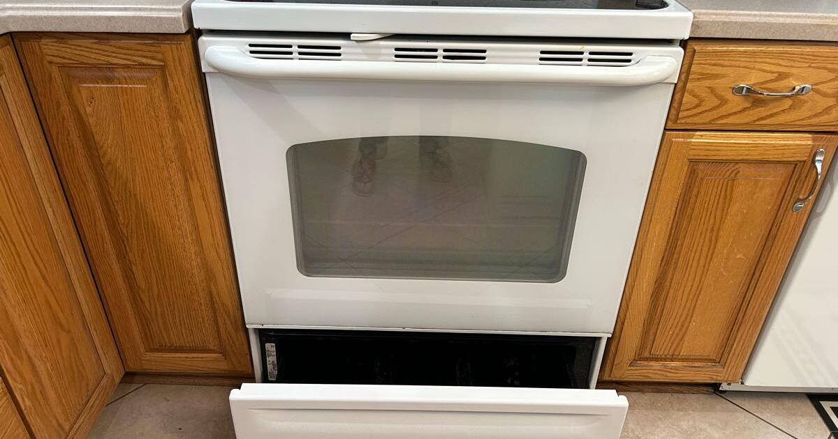 GE smooth top electric range and over the range microwave for $80 in ...