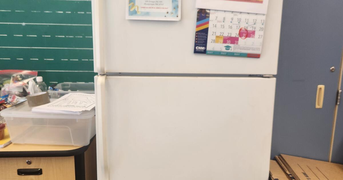 Refrigerator for 50 in Albuquerque, NM Finds — Nextdoor