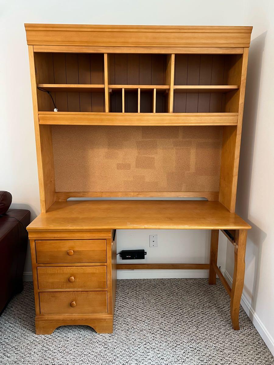 stanley furniture desk with hutch