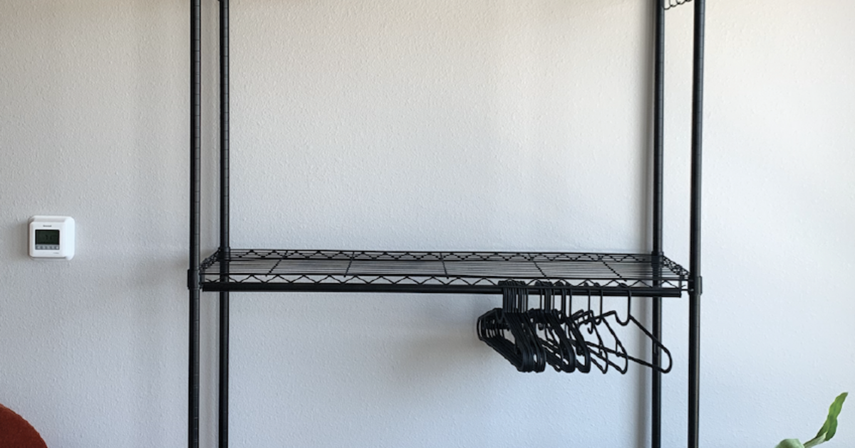 Black Steel Rolling Racks/Garment Racks, Storage Shelving for 50 in St