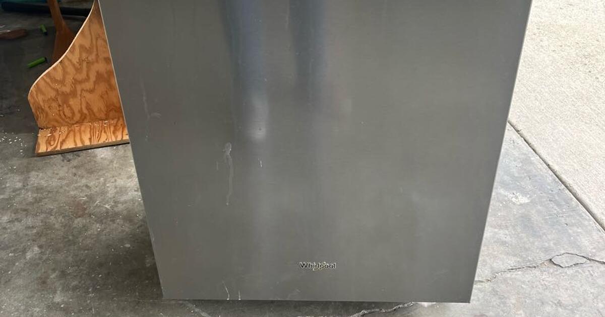 Whirlpool Dishwasher for Free in Louisville, KY For Sale & Free
