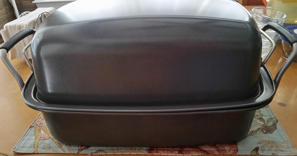 Kitchenaid Roasting Pan with Rack and Lid Pending for 10 in Leland, NC