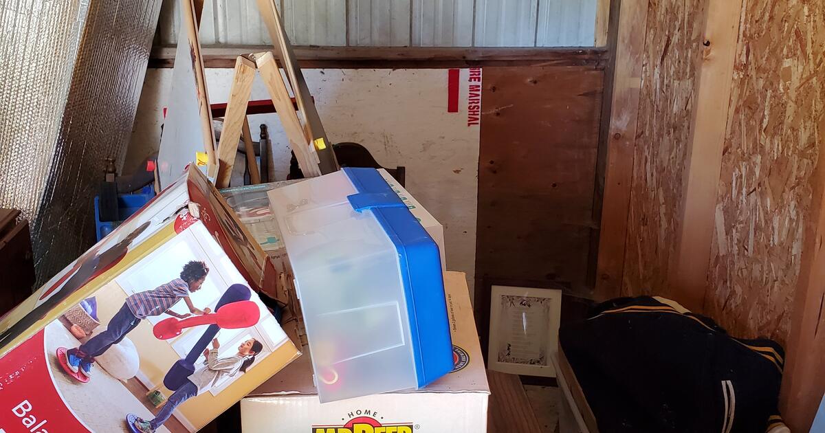 Storage unit sale Sat 8/20 for 1 in Bellingham, WA Finds — Nextdoor