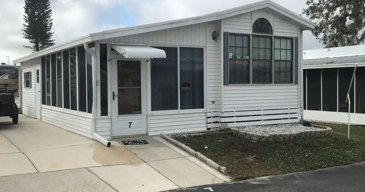 1988 Park Model Buttonwood Bay, Sebring, Florida for 28000 in Sebring