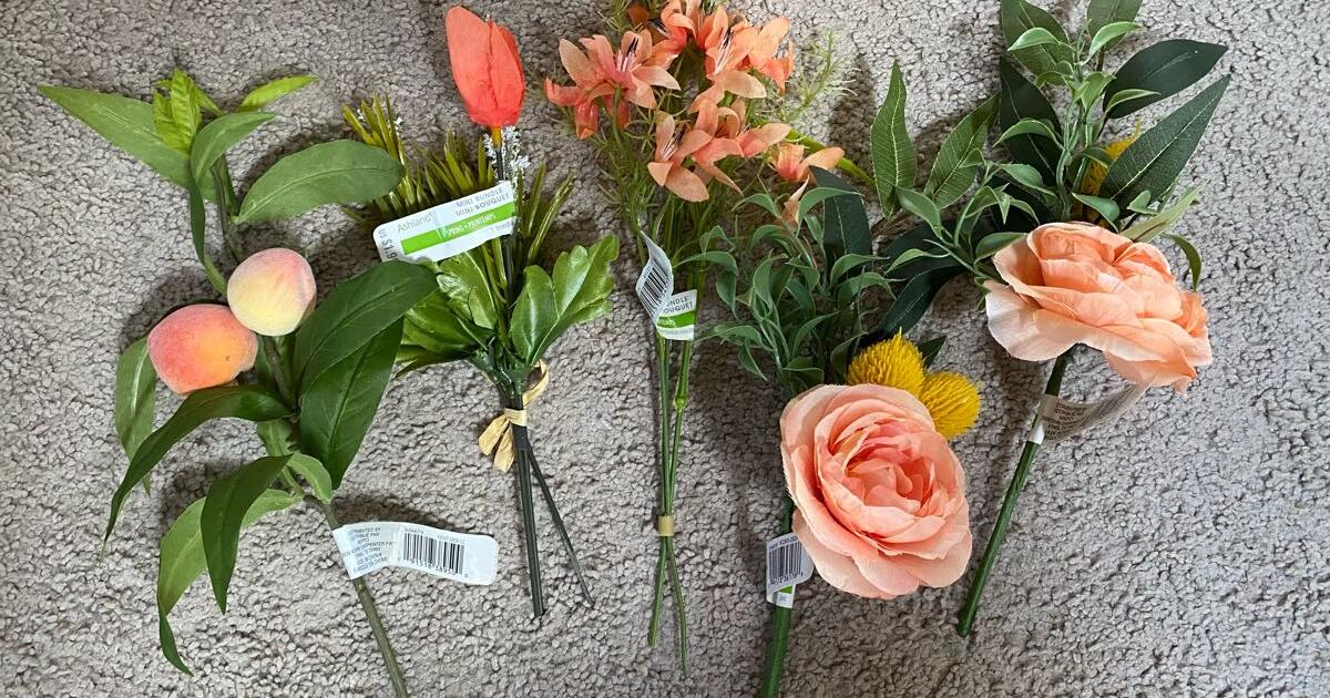 Ashland floral decor for 5 in Bellevue, WA Finds — Nextdoor