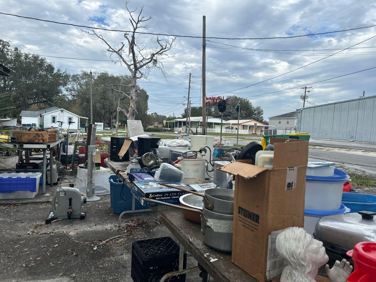 estate/yard sale in Dundee, FL | For Sale & Free — Nextdoor