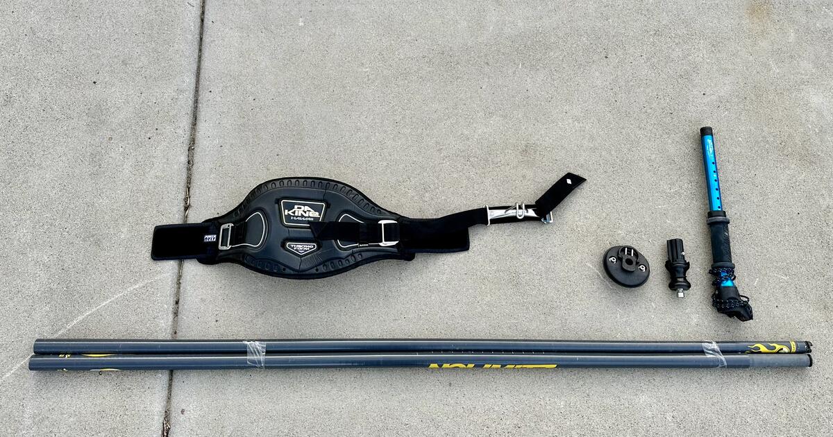 Windsurfing mast, extension, base, harness for Free in Edina, MN