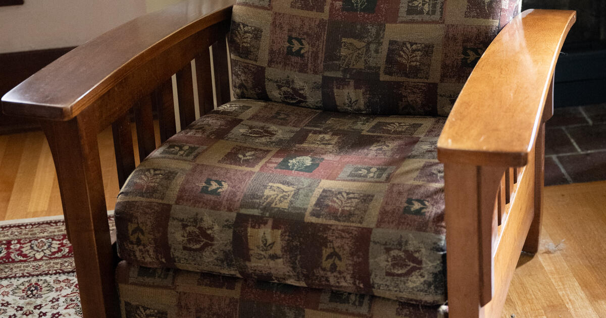 Free 2recliners for Free in WA For Sale & Free — Nextdoor