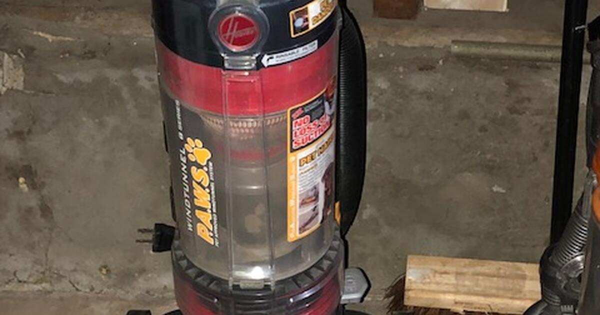 Hoover Vacuum Cleaner It works 10 and pick up for Free in San