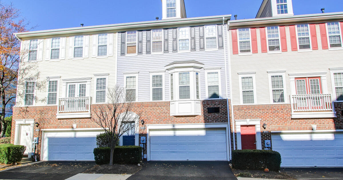 Townhouse for rent in Dunn Loring area for 2950 in Fairfax, VA For