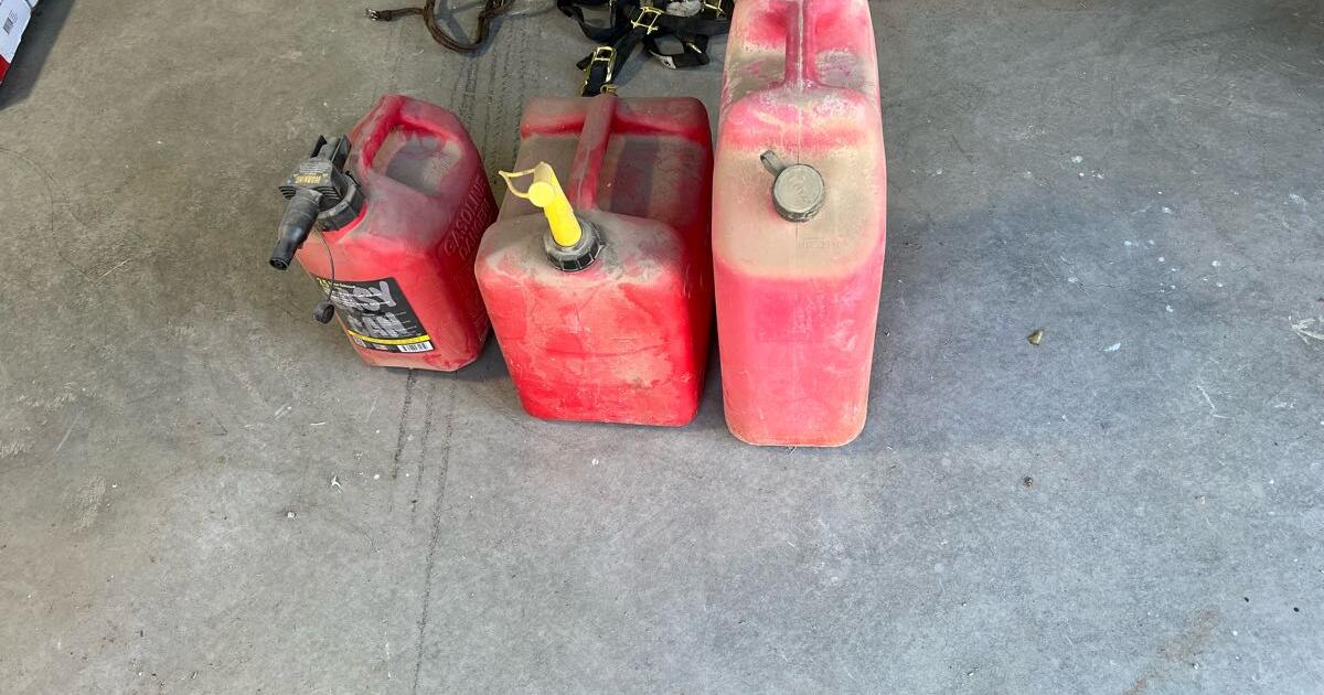 3 empty gas cans for Free in Washoe Valley, NV Finds — Nextdoor
