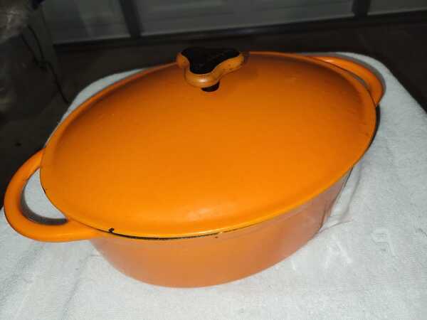 Rare Rachel Ray Orange Oval Enamel Coated Cast Iron Dutch Oven