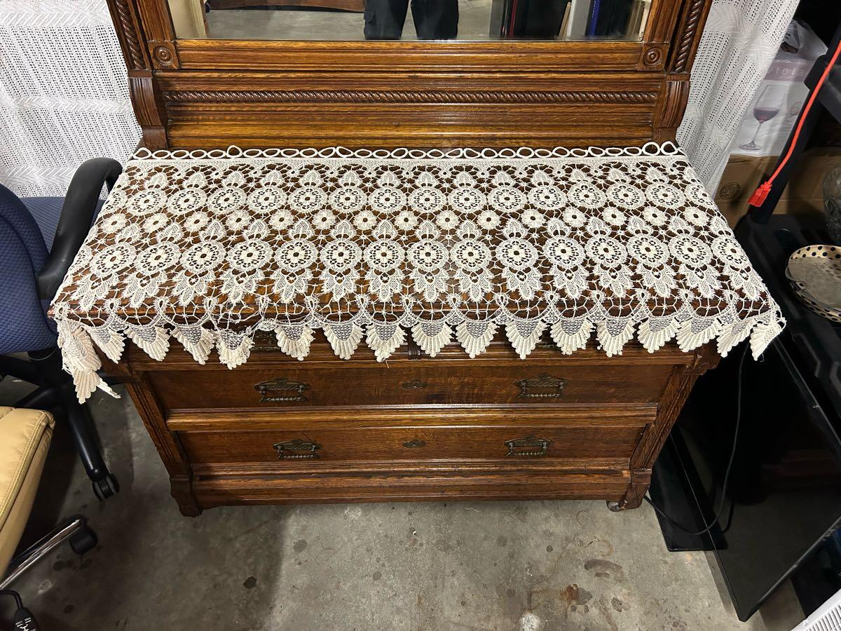 Vintage Guipure Lace Dresser Scarf  Ornate Medallion Design For $20 In San  Bruno, CA | For Sale & Free  Nextdoor