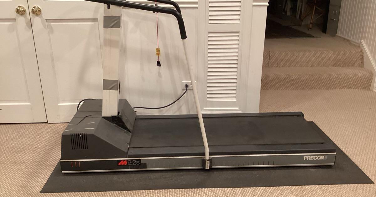 Vintage Precor Treadmill for Free in Winnetka, IL | For Sale & Free ...