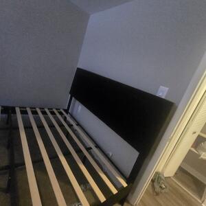 Se Vende Esta Cama Es Nuebo .muy Grande Para Mi Cuarto