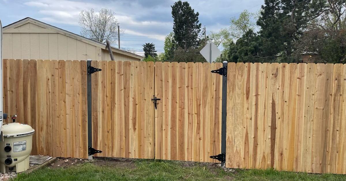 CEDAR FENCE NEW INSTALLATION AND REPAIRS (All over) (ANY WHERE) for $1 ...