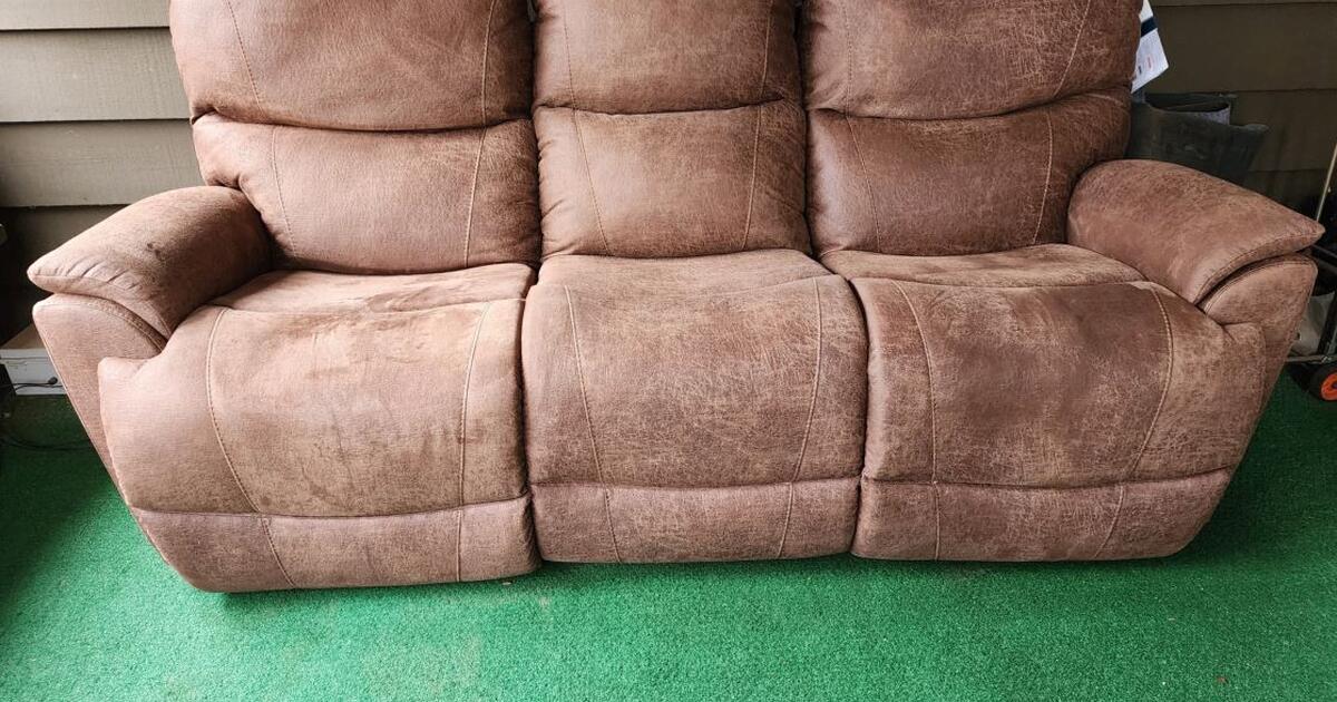 Lazy Boy Recliner Sofa for 800 in Glastonbury, CT For Sale & Free — Nextdoor
