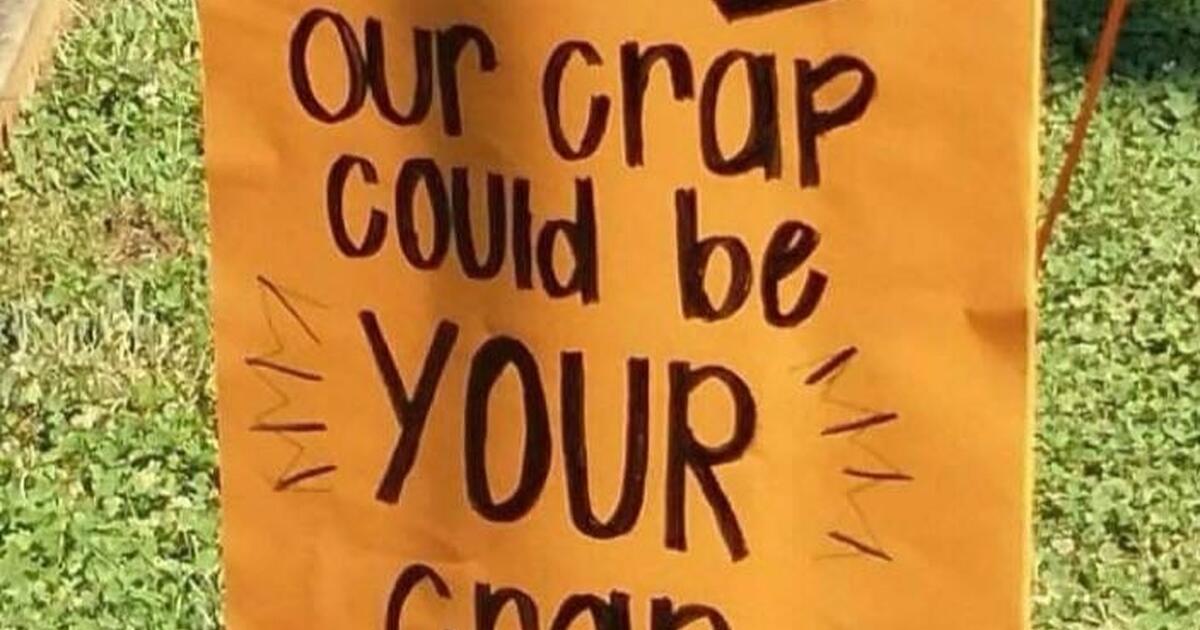 Englewood’s Largest Garage Sale in Englewood, FL For Sale & Free