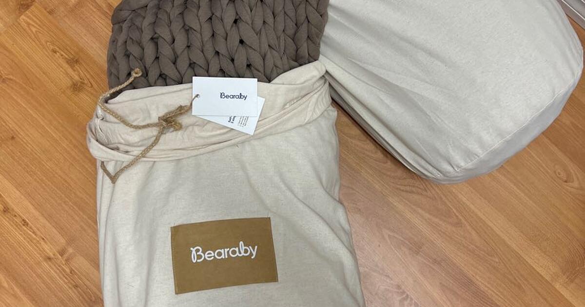 Bearaby blanket one left for 95 in Fort Myers, FL For Sale & Free